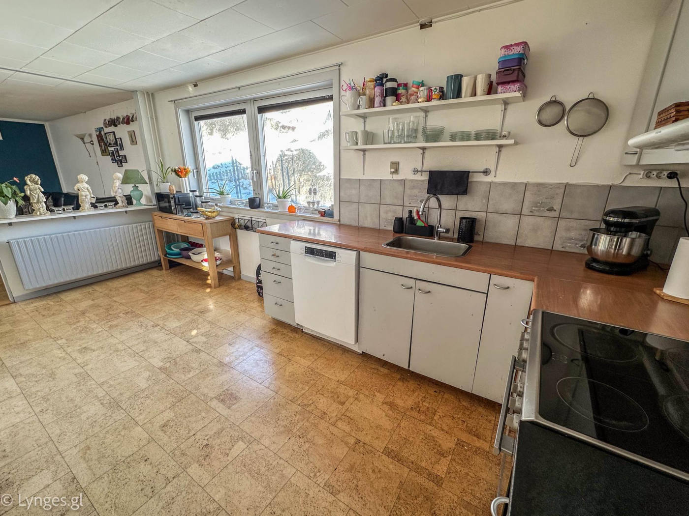 Будинок, 1991 м², 307 600$ — FAKTOR
